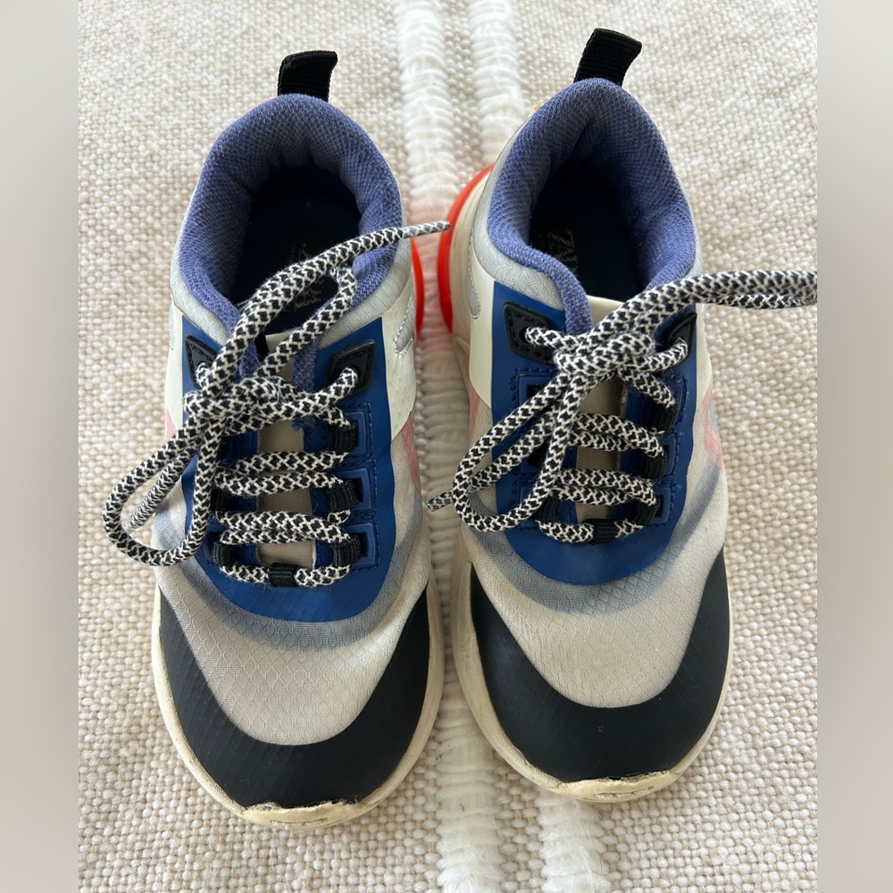 Zara Kids' Blue and Black Sneakers with Red Accents 9T